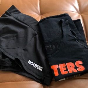 Small hooters tank XS shorts
